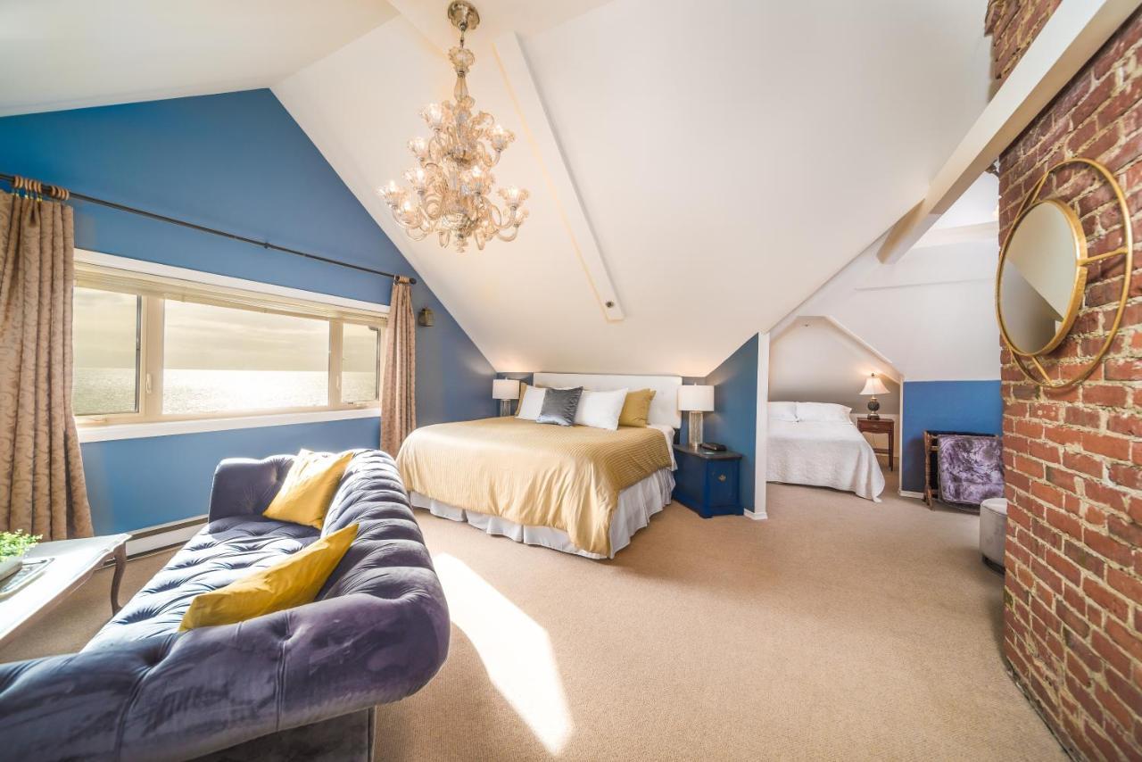 Dashwood Manor Seaside Bed & Breakfast Вікторія Екстер'єр фото