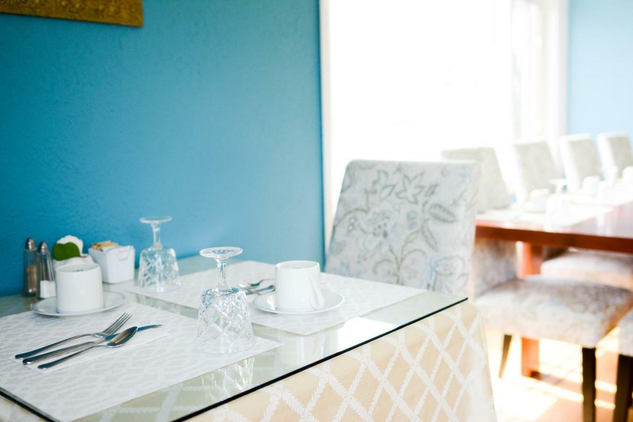 Dashwood Manor Seaside Bed & Breakfast Вікторія Екстер'єр фото